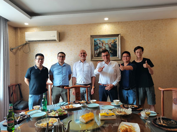 Khách hàng Thổ Nhĩ Kỳ đến thăm công ty chúng tôi mang lại triển vọng kinh doanh mới